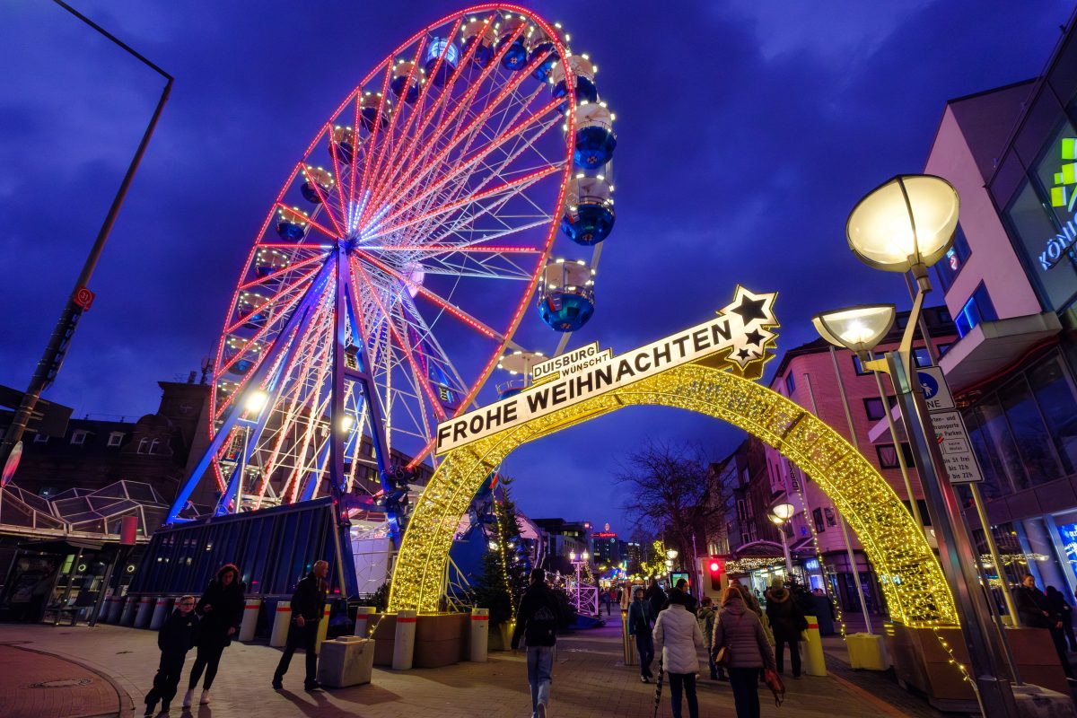 Weihnachtsmarkt Duisburg: Achtung! Es kann jederzeit passieren ...