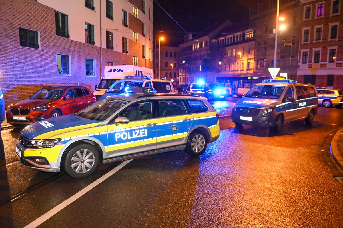 Polizeieinsatz auf offener StraÃŸe
