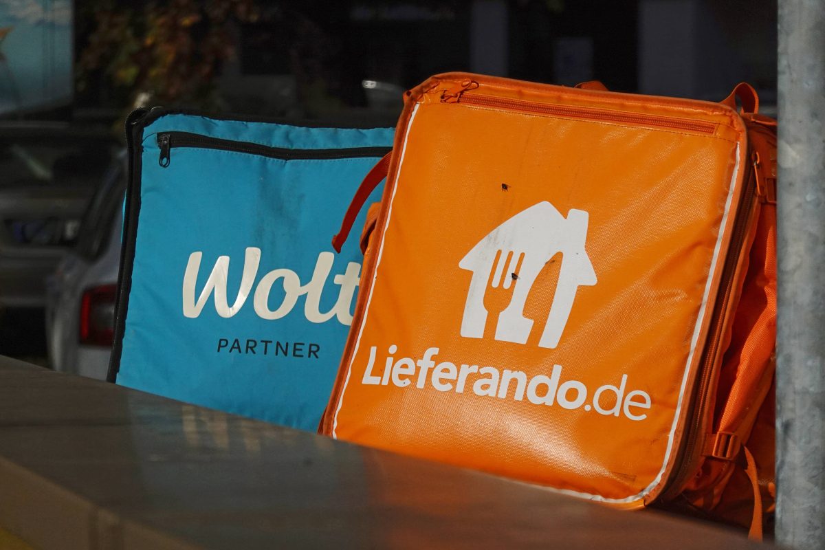 Lieferando und Wolt stehen im großen Konkurrenzkampf.