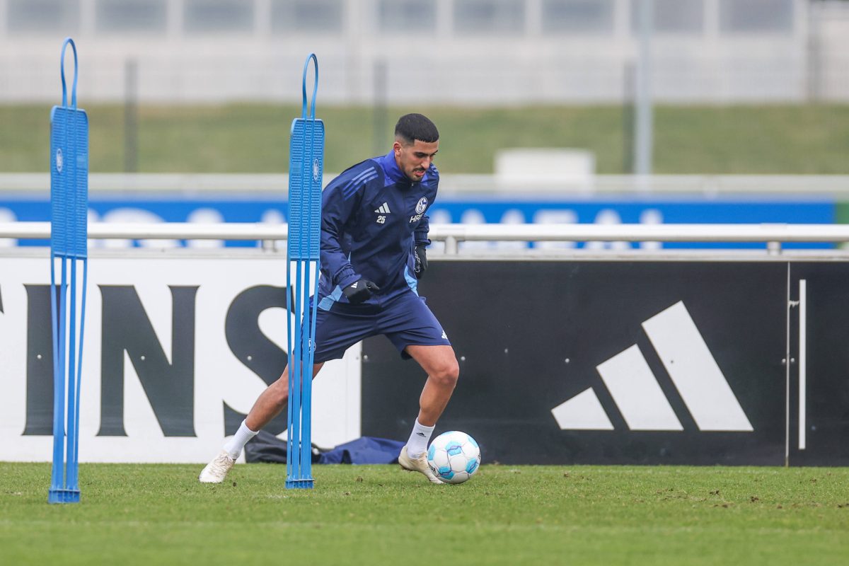 Mit Aymen Barkok hat Schalke 04 einen Mittelfeld-Allrounder verpflichtet. Besonders eine Qualität könnte Königsblau direkt weiterhelfen.