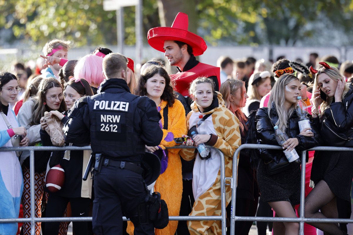 Karneval in Köln Polizei