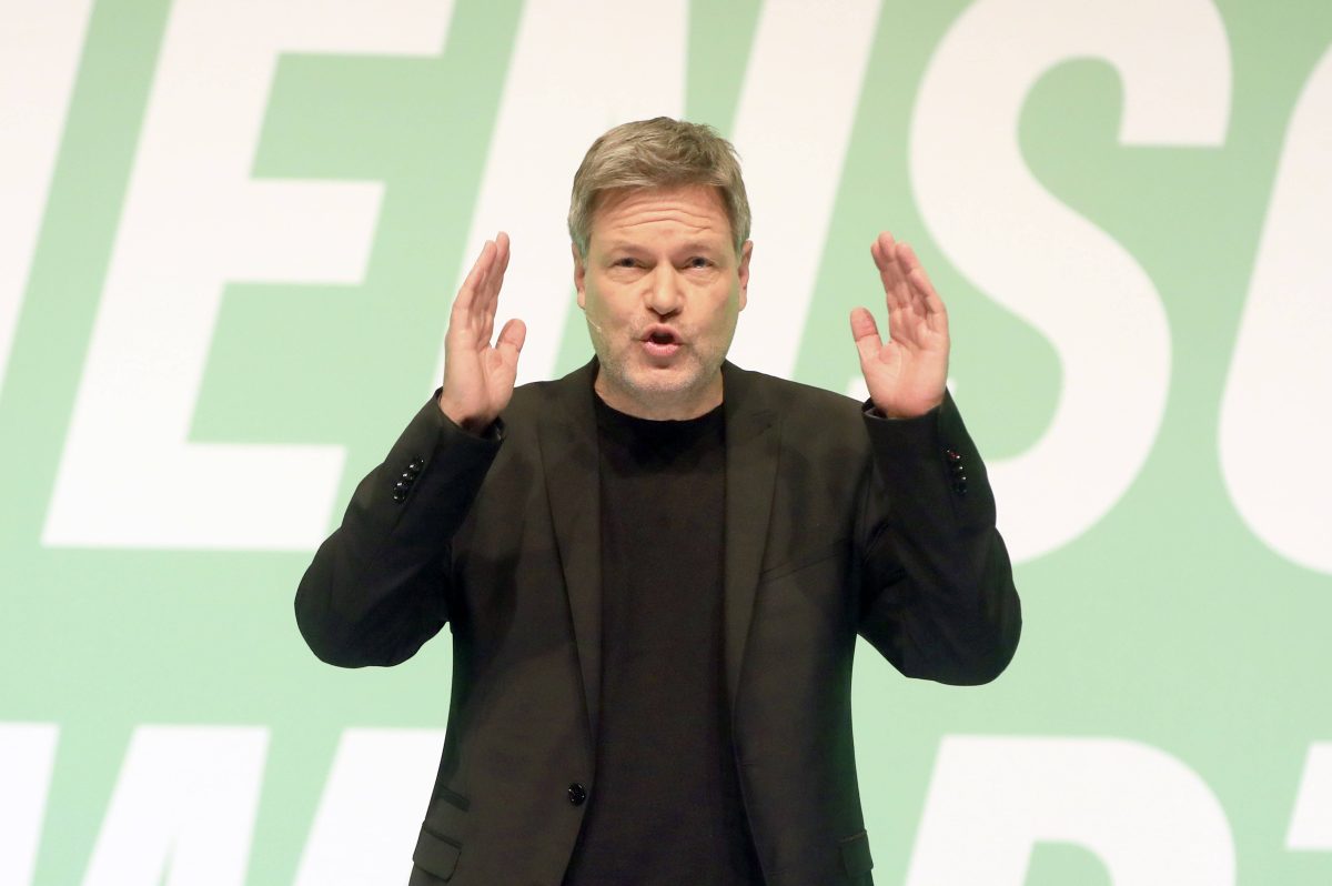 Robert Habeck gerät wegen Doktorarbeit unter Druck.