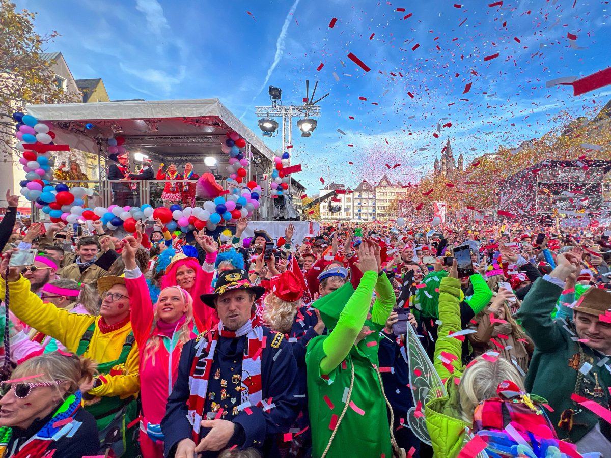 HIER findest du alle wichtigen Karneval-Veranstaltungen 2025 in Köln im Überblick.