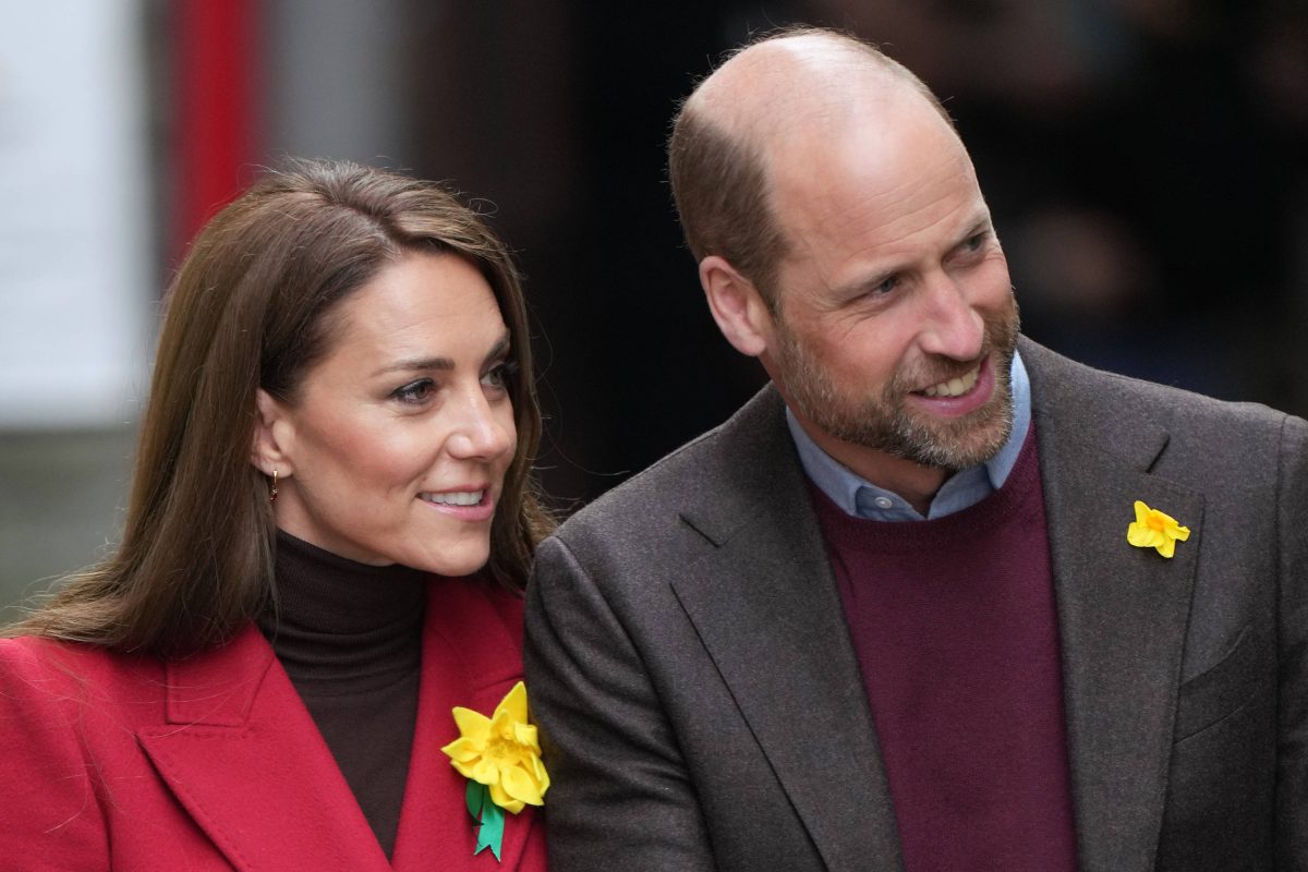 Kate Middleton und Prinz William verstoßen gegen das Protokoll.
