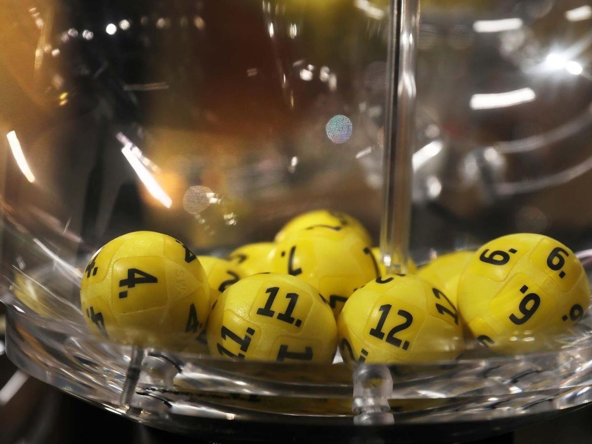 Am 23. März 2012 fand die erste Ziehung im finnischen Helsinki statt. Damals mit sieben europäischen Ländern gestartet, können inzwischen 19 europäische Nationen mit 34 staatlichen Gesellschaften Eurojackpot spielen.