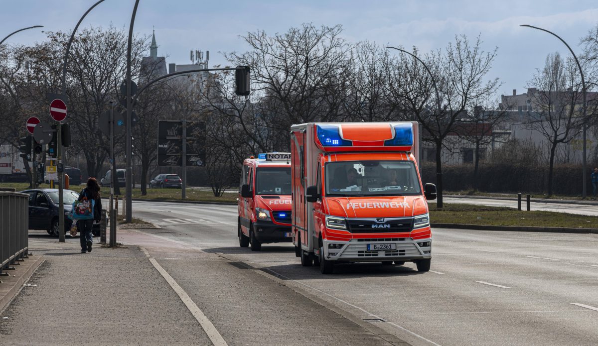In Rheinbach (NRW) ist ein Radfahrer nach einem Unfall verstorben. HIER gibts alle Infos im Überblick.