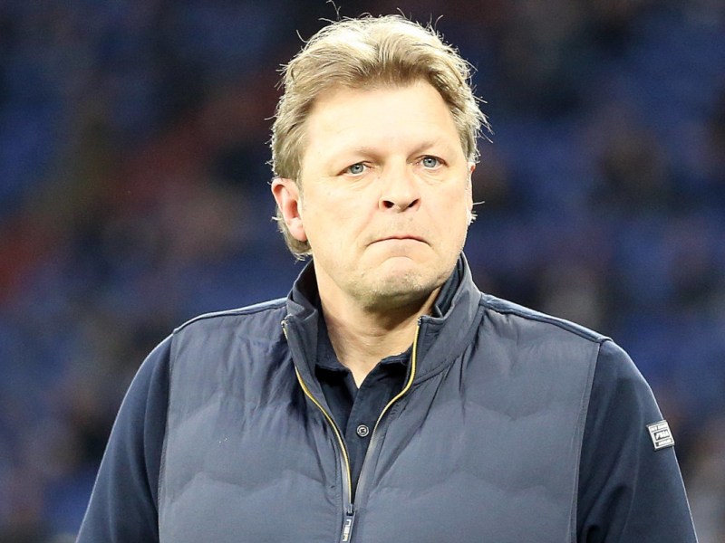FC Schalke 04: Mulder lÃ¤sst aufhorchen â€“ werden die Fan-Forderungen endlich erhÃ¶rt?