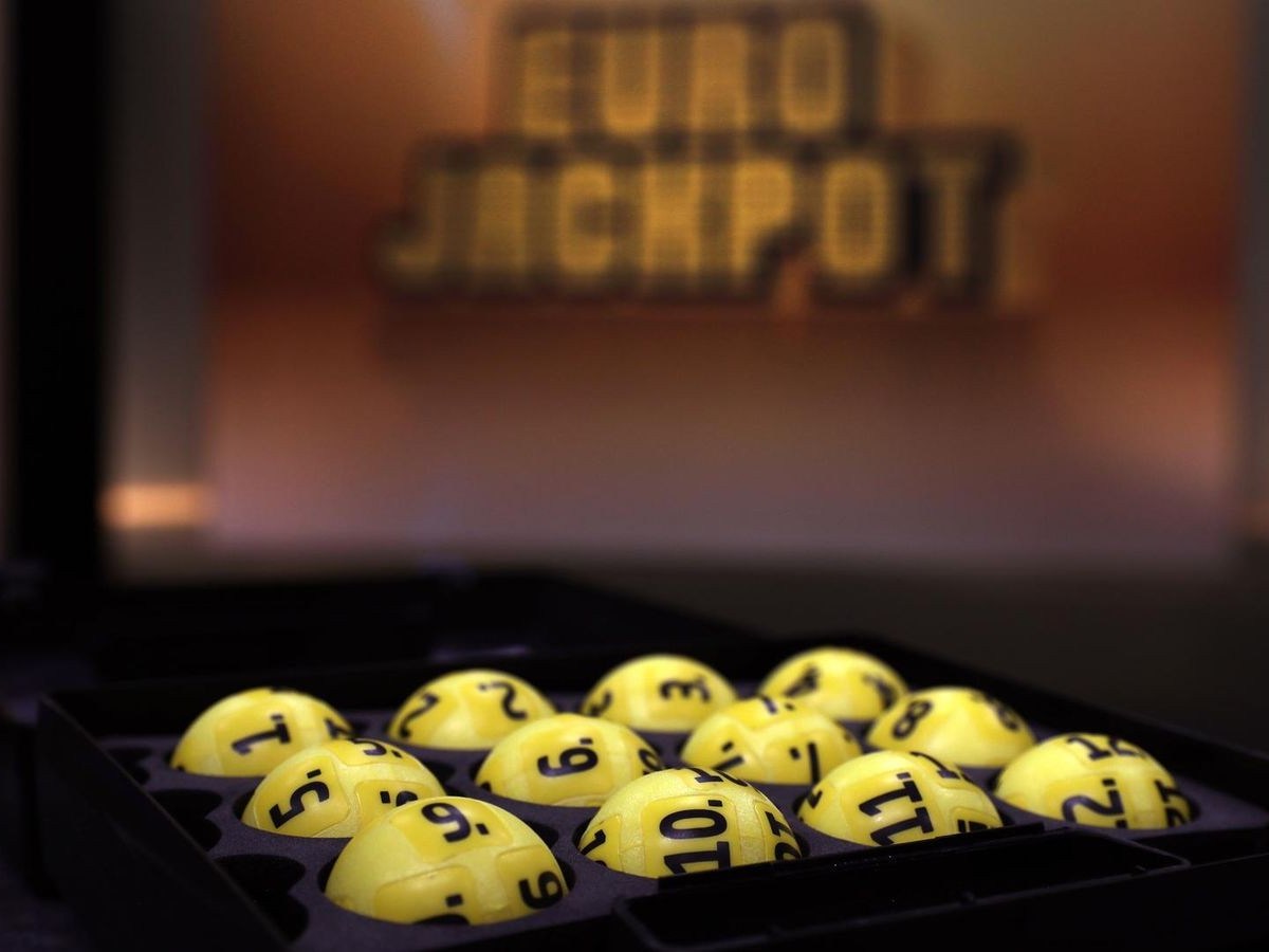 Bei der Ziehung am kommenden 29. April warten rund 98 Millionen Euro im Jackpot.