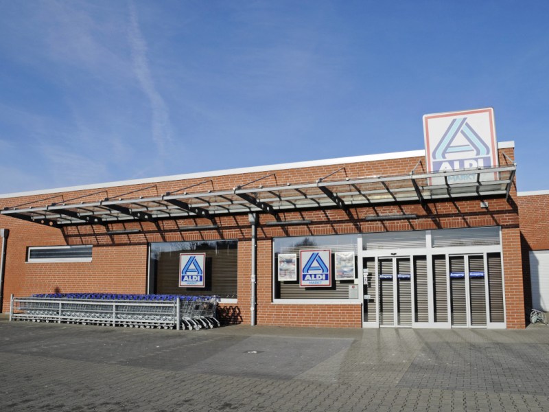 Aldi, Penny, Edeka & Co.: Einkaufen über Ostern – HIER stehst du vor verschlossener Tür