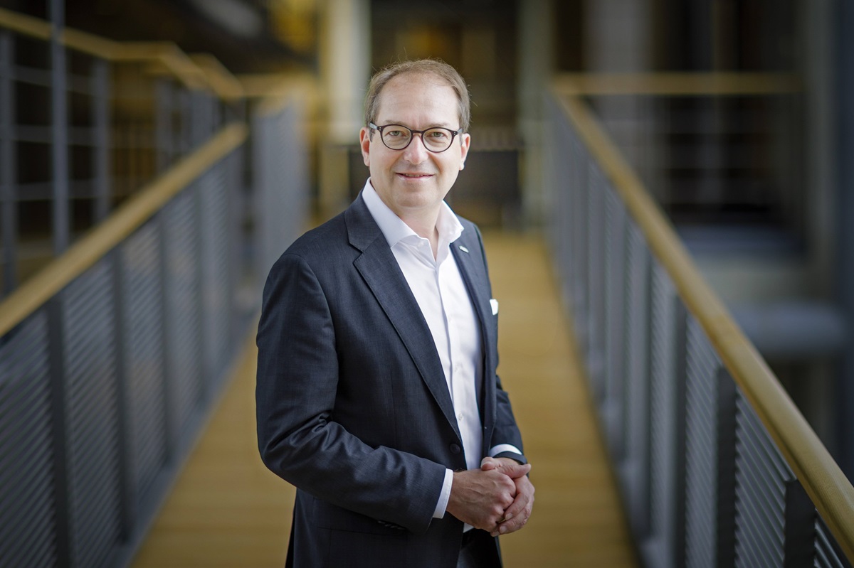 Alexander Dobrindt privat: Harte Schale, weicher Kern – alles zum Innenminister