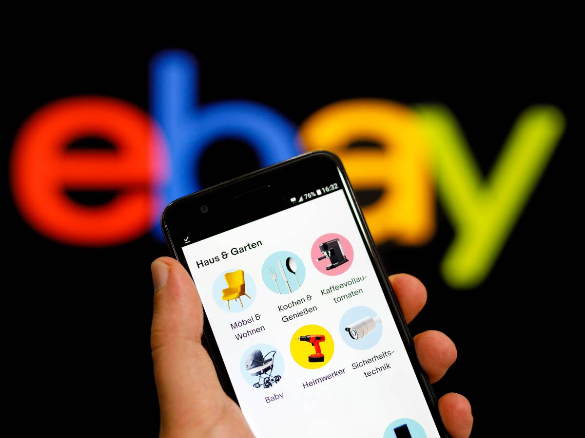 Ebay Logo mit Handy