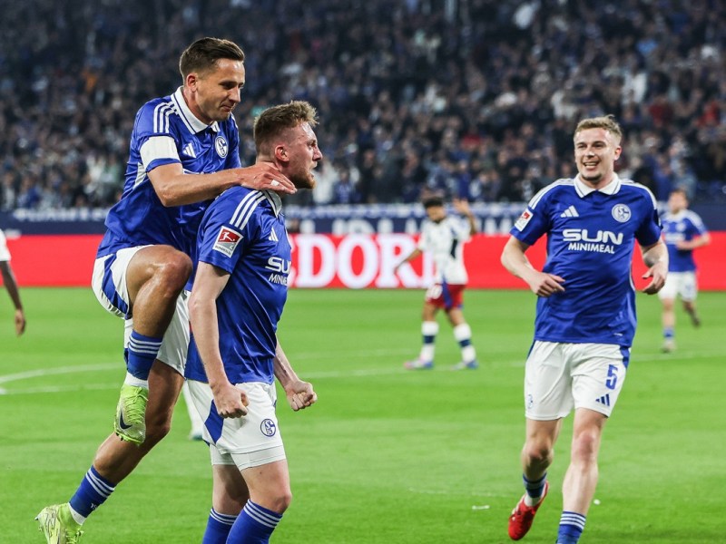 FC Schalke 04: Profi soll im Sommer gehen – doch plötzlich dreht er wieder voll auf