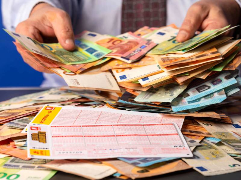 Lotto-Gewinner treffen drastische Entscheidung – bald ist von ihrem Haus nichts mehr übrig