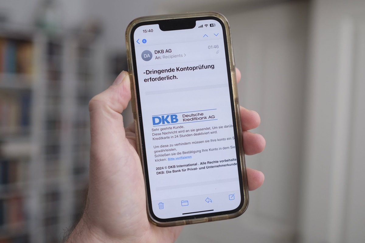 Deutsche Kreditbank: Kontoinhabern droht Ärger – es geht um ihr Erspartes