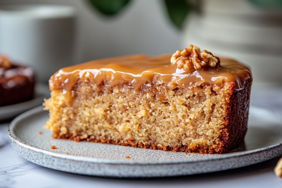 Diesen Nusskuchen mit Grieß musst du probieren