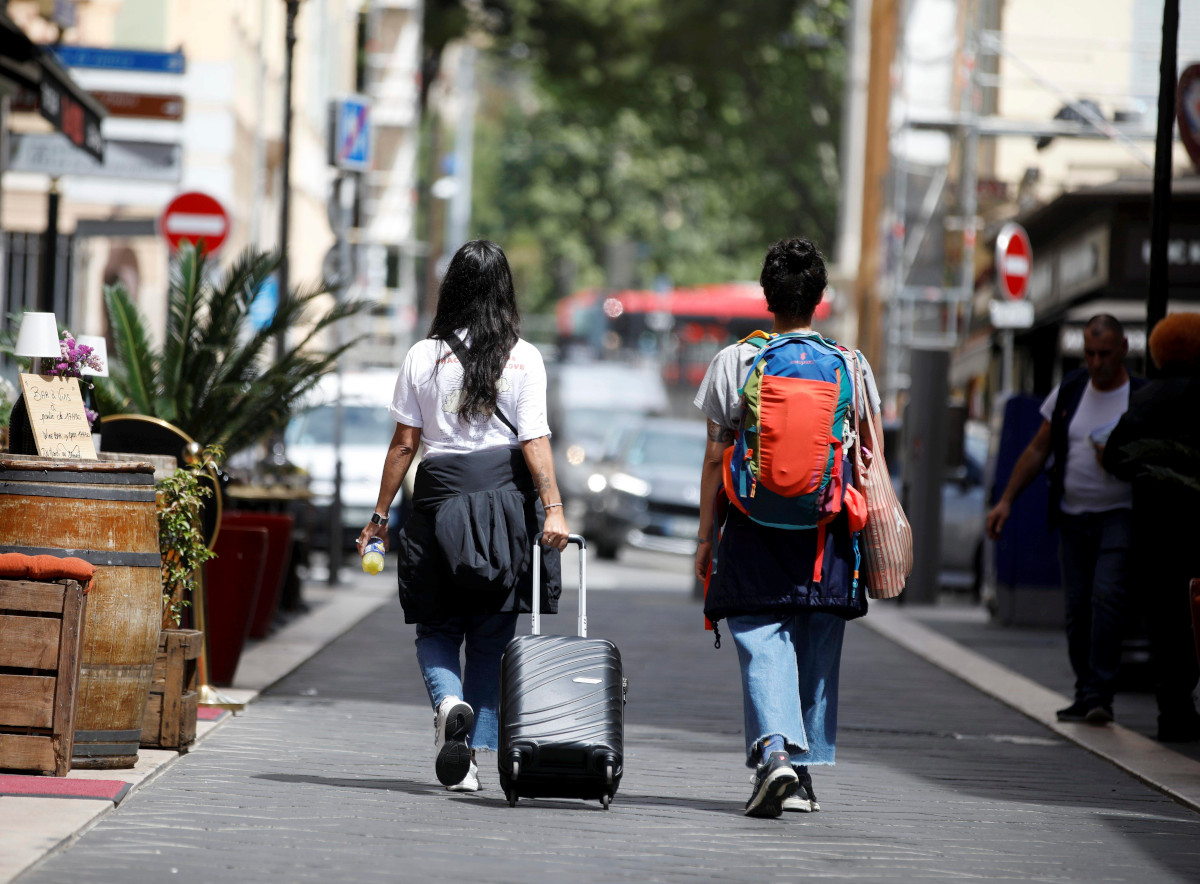 Urlauber buchen Airbnb-Unterkunft – doch jetzt soll alles anders werden