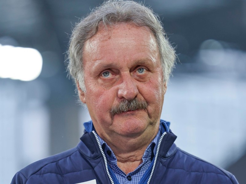 FC Schalke 04: Neururer rechnet mit S04-Führung ab – „Das ist unfassbar“