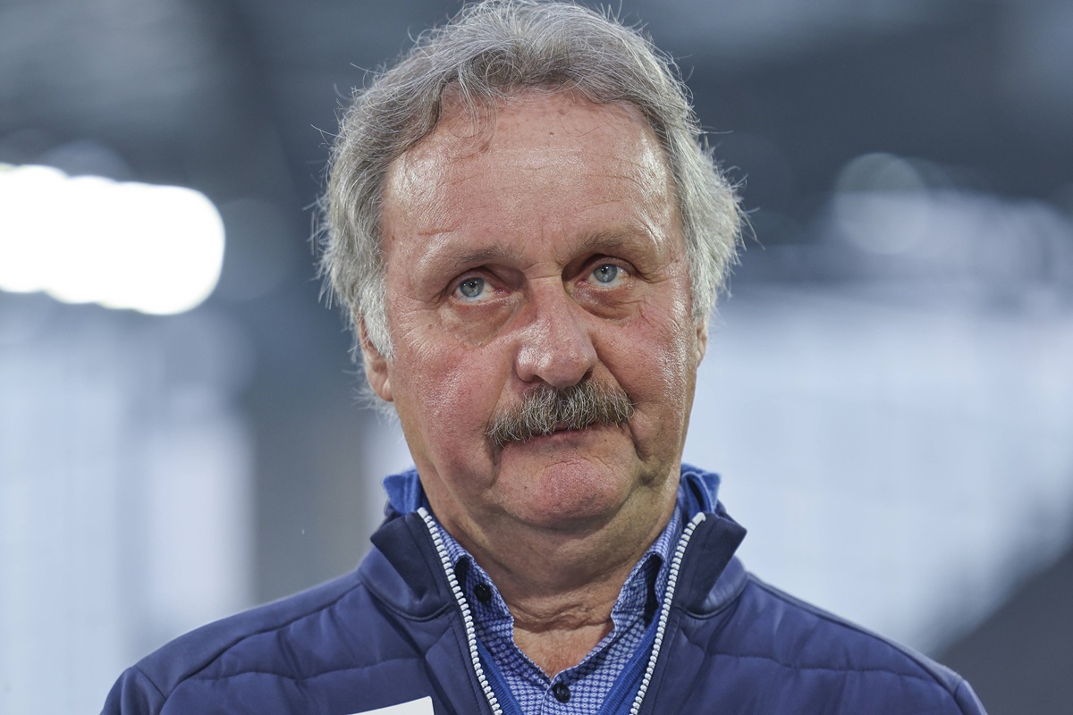 FC Schalke 04: Neururer rechnet mit S04-Führung ab – „Das ist unfassbar“