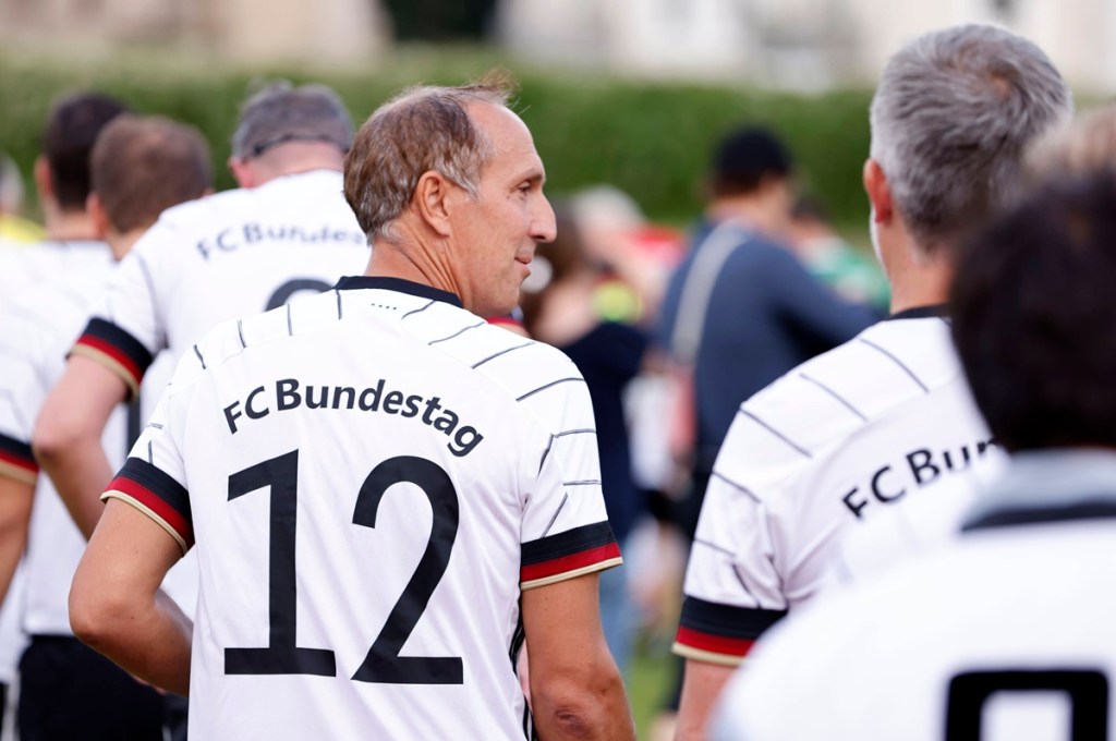 Sporthalle und FC Bundestag