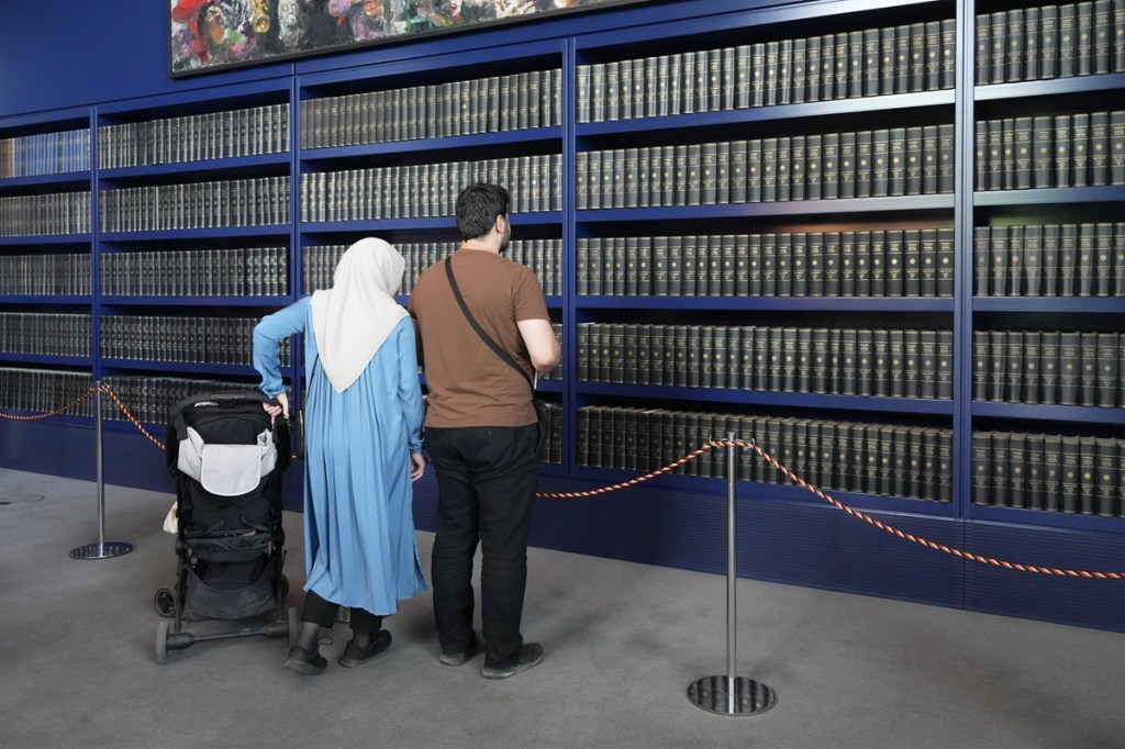 Die Bibliothek des Parlaments wächst seit 1949 