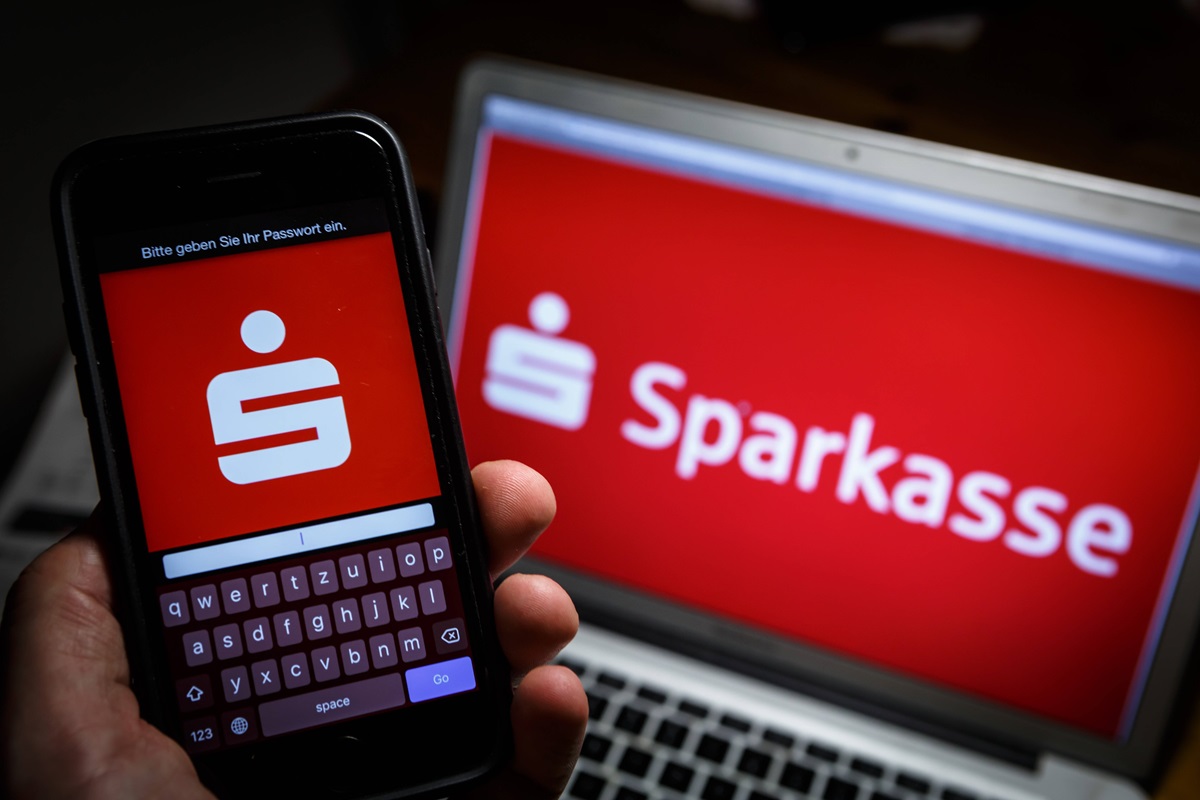 Sparkasse mit großer Änderung - sie sorgt für Chaos