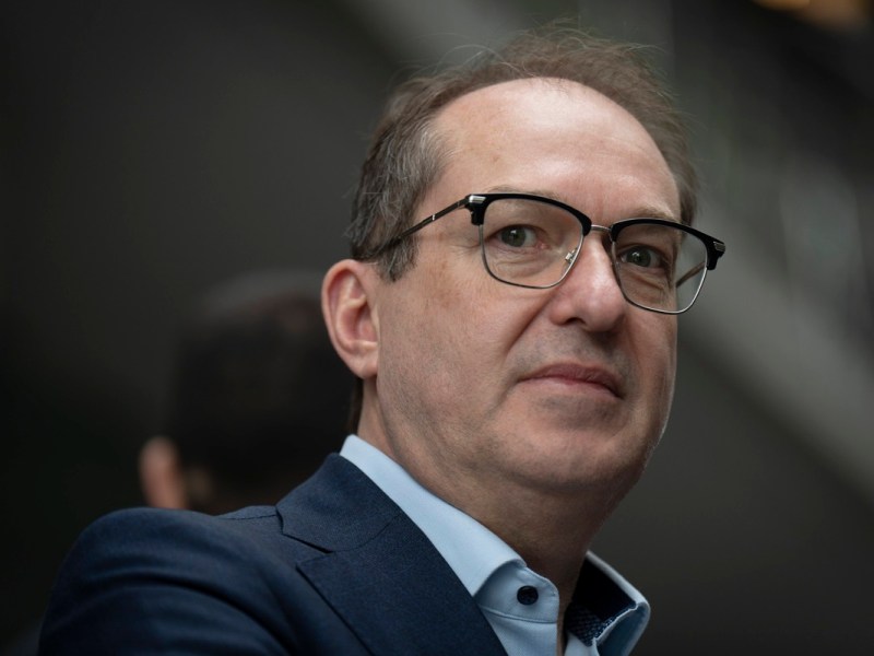 Asyl: Dobrindt läuft mit Grenzplan gegen die Wand