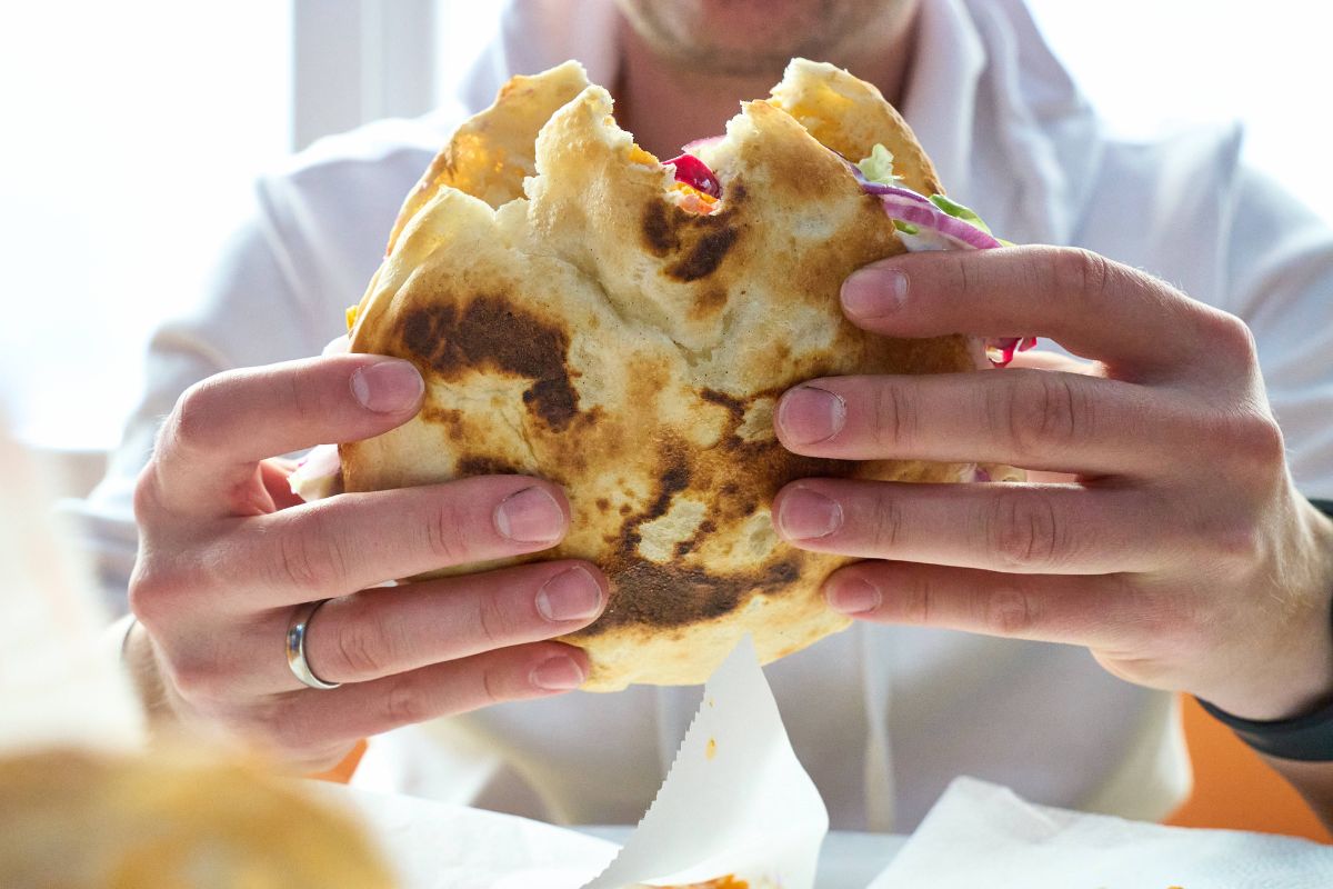 Urlaub an der Nordsee: 12,50 Euro für einen Döner? Besucher trifft an Insel-Imbiss der Schlag