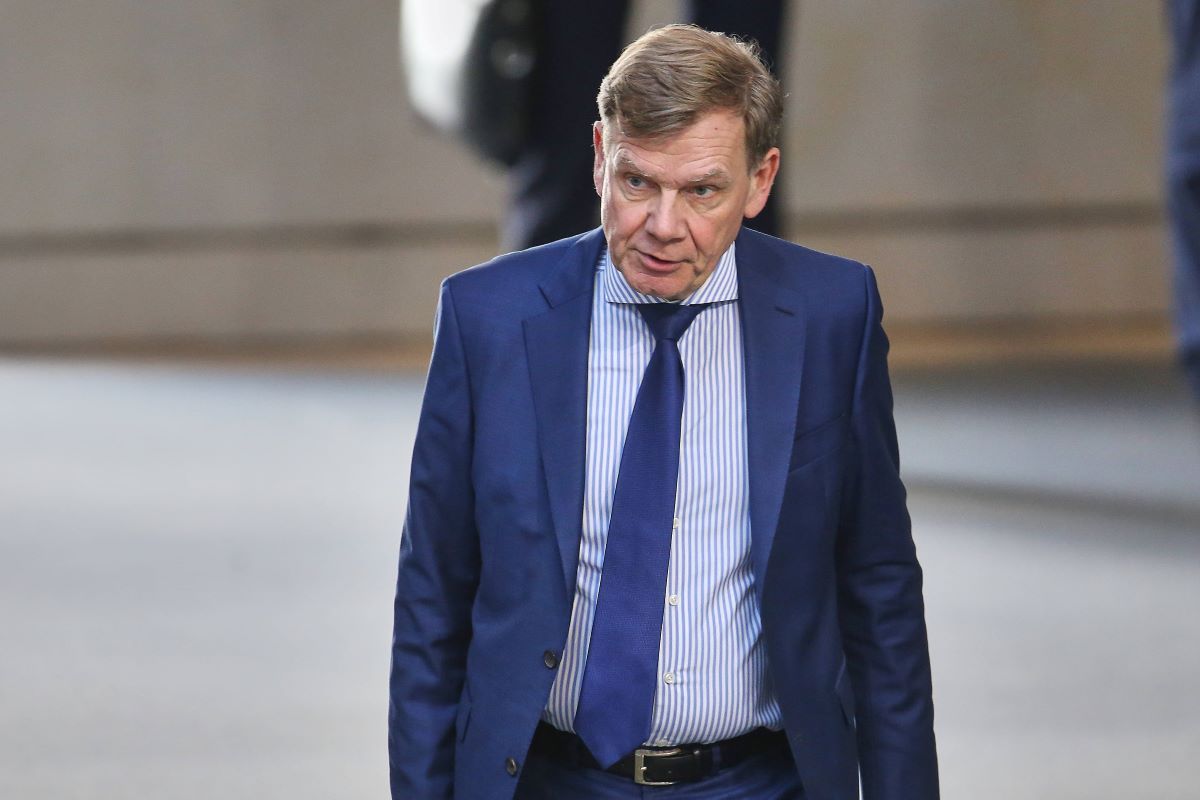 Merz-Minister Wadephul „naiv“ –  Verteidigungsplan zettelt Krach an