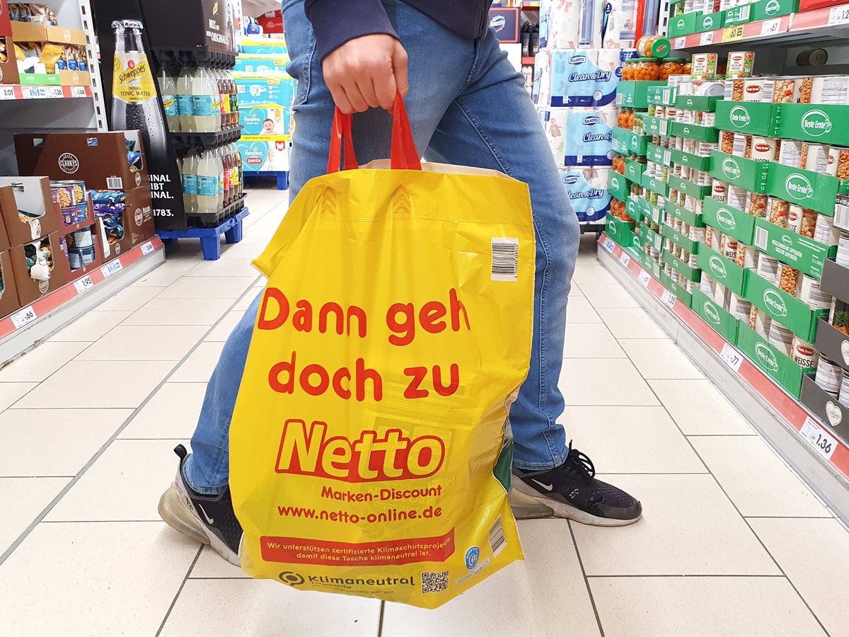 Netto-Hammer! Selbst Aldi-Kunden staunen Bauklötze