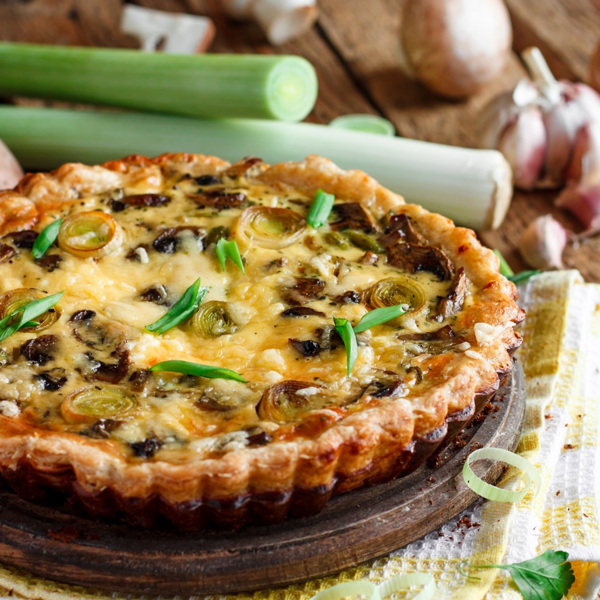 Probiere diese herzhafte Pilz-Lauch-Quiche