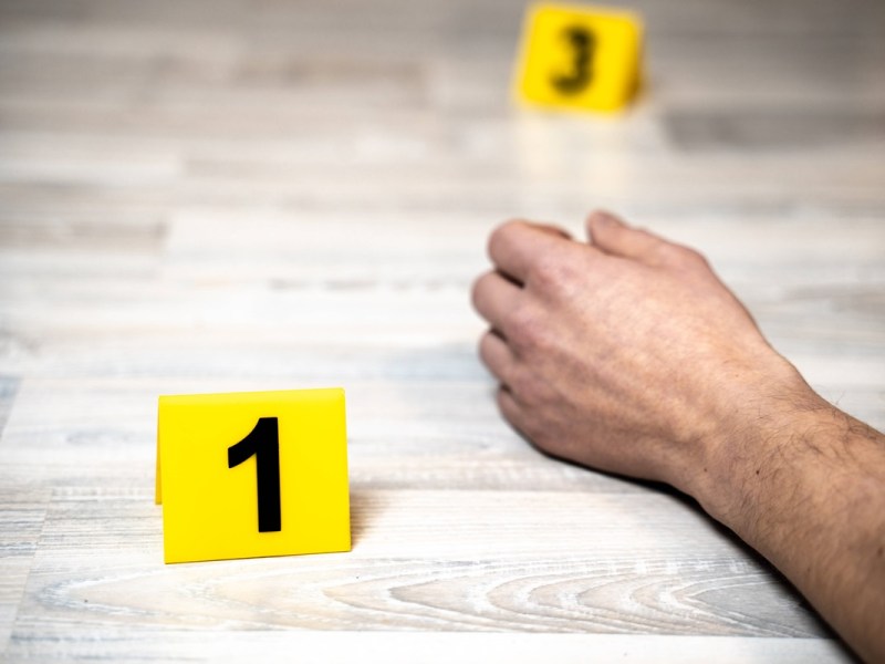 Duisburg: Leiche in Wohnung gefunden – wurde der Verdächtige (22) von seinem Vater angestiftet?