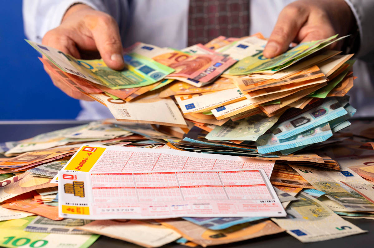 Lotto-Millionär stirbt nur fünf Jahre nach seinem Gewinn: Tragische Geschichte eines plötzlichen Reichtums
