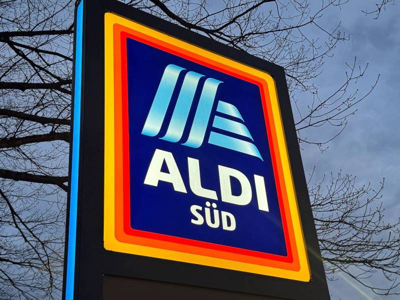 Aldi: Es passiert ständig an der Kasse – Kunde kann nicht glauben, was er da sieht