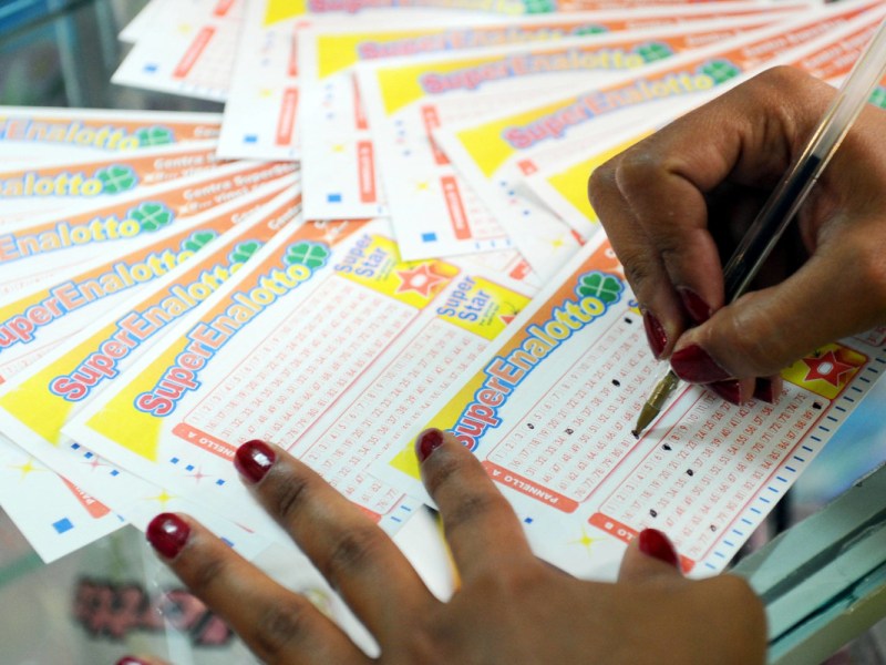 Lotto: Frau verliert fast über 80.000 Euro – wegen dieses dummen Missgeschicks