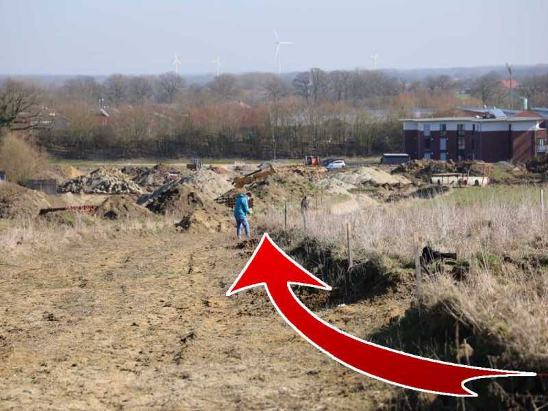 NRW: Bagger graben im Baugebiet – plötzlich taucht ein seltsames Objekt auf