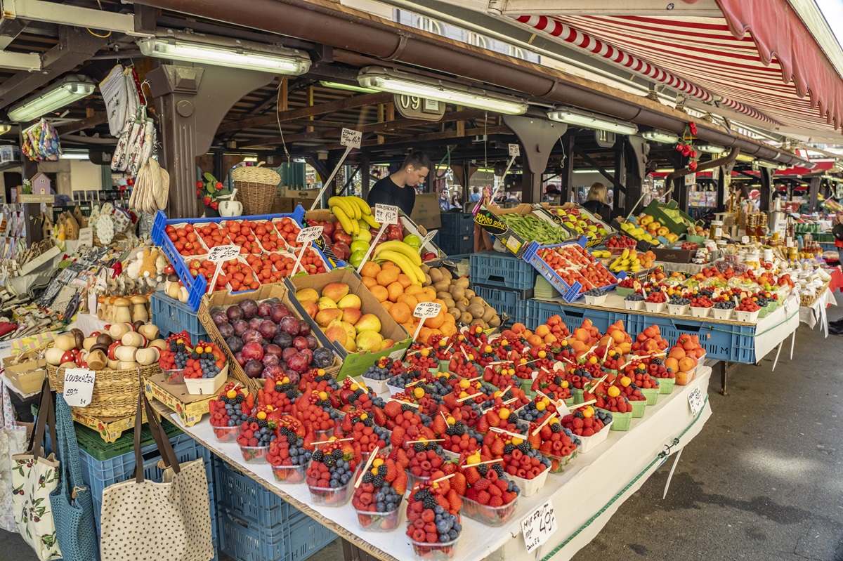Kunde-besucht-NRW-Flohmarkt-als-er-dieses-Schild-sieht-trifft-ihn-der-Schlag-Keinen-Spa-mehr-
