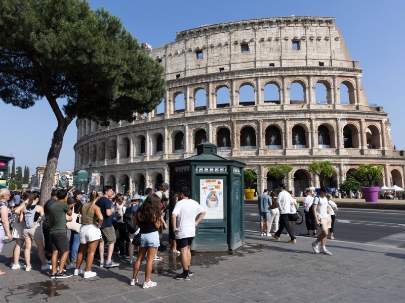 Urlaub in Italien: Ekel-Plage in Rom – Besucher suchen panisch das Weite