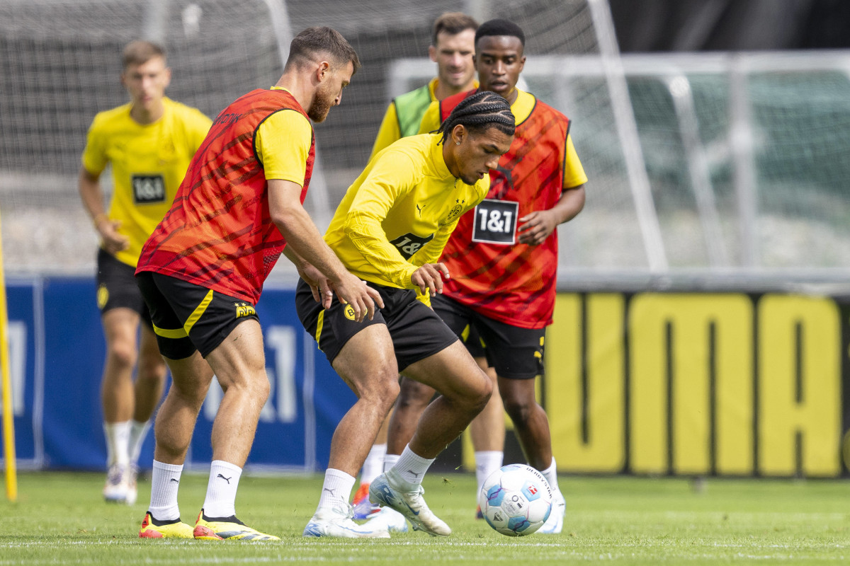 R-ckkehr-vom-Tisch-Ex-BVB-Juwel-schaut-in-die-R-hre