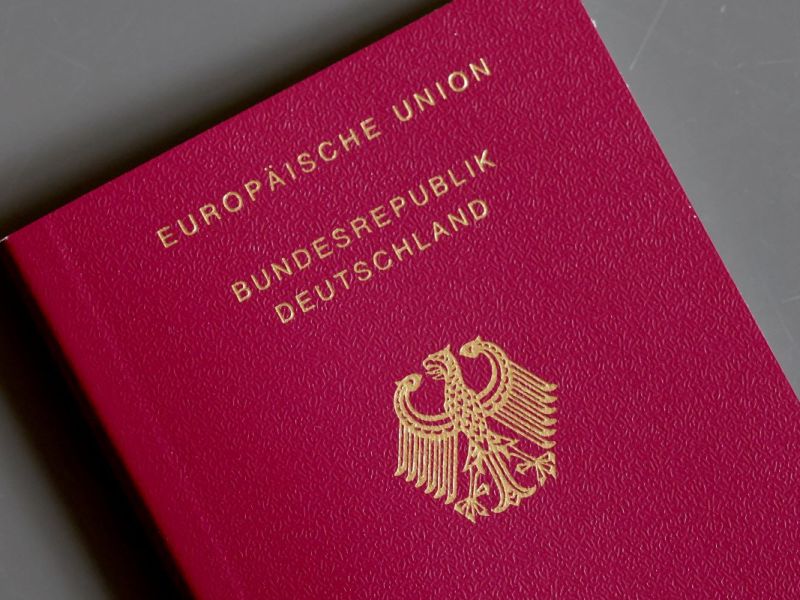 Einwanderung: Deutscher Pass per Mausklick? Darum ist die News Quatsch