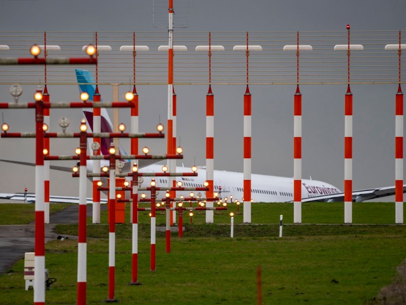 Unwetter am Flughafen Düsseldorf – ++ 20 Flüge gestrichen