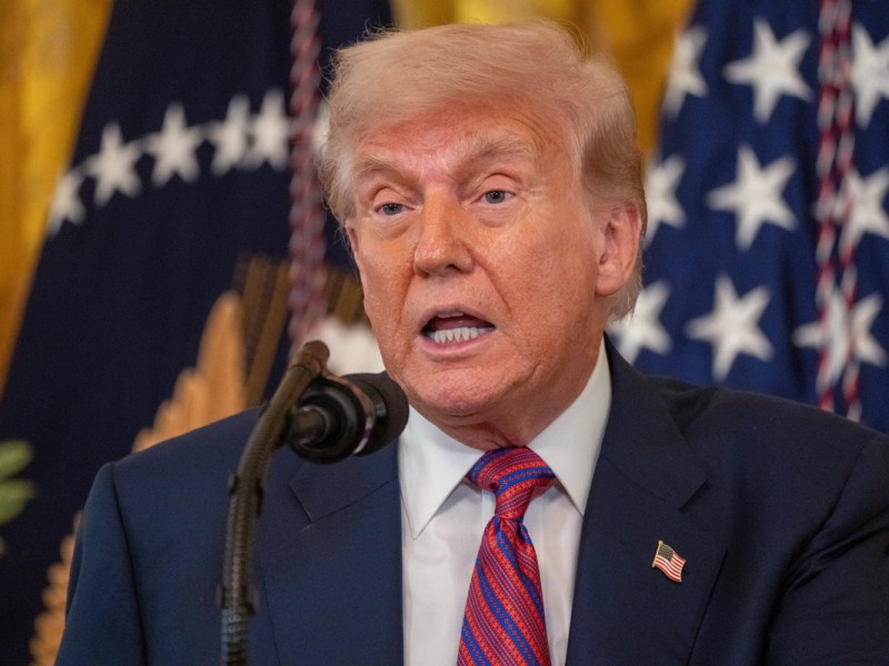 Trump rastet wegen Epstein-Bericht aus: Milliardenklage gegen „Müllzeitung“