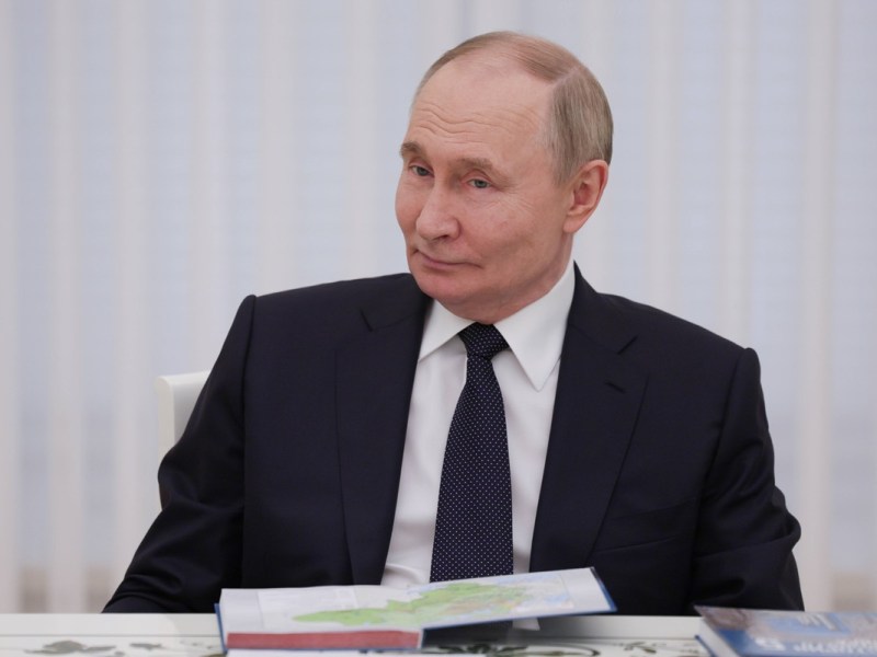 Putins Kriegskasse ist leer: Jetzt schlägt er im eigenen Land um sich