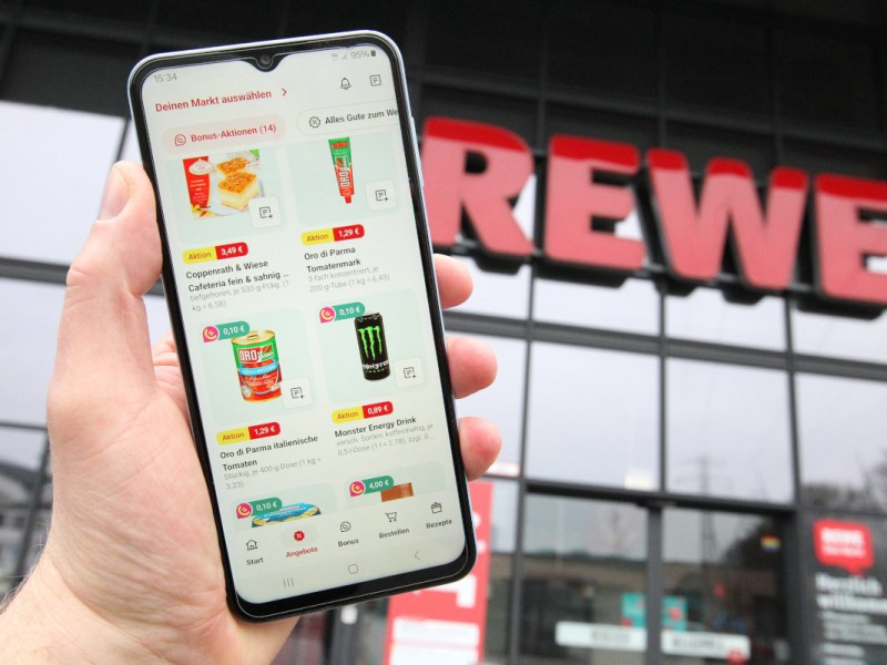 Rewe führt Änderung an der Kasse ein – viele Kunden haben es noch gar nicht bemerkt