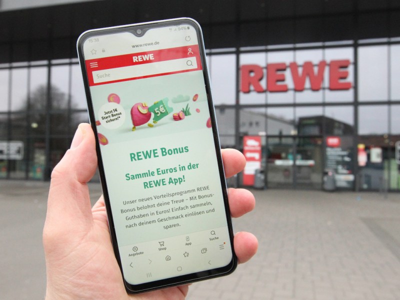 Rewe lockt mit neuer Bezahlmethode – Kunden müssen vorm Kassengang handeln