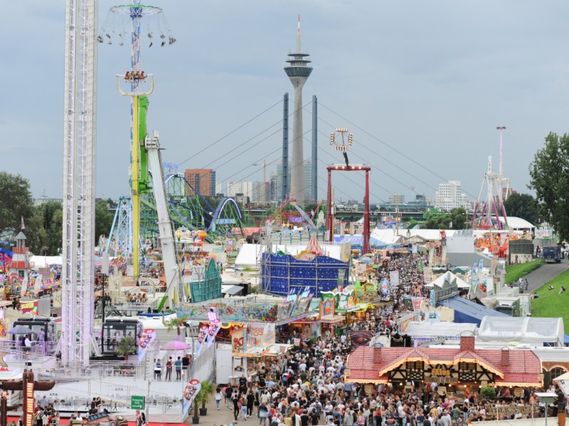 Vor der Rheinkirmes in Düsseldorf geht die Nachricht um – Besucher sollten es dringend wissen