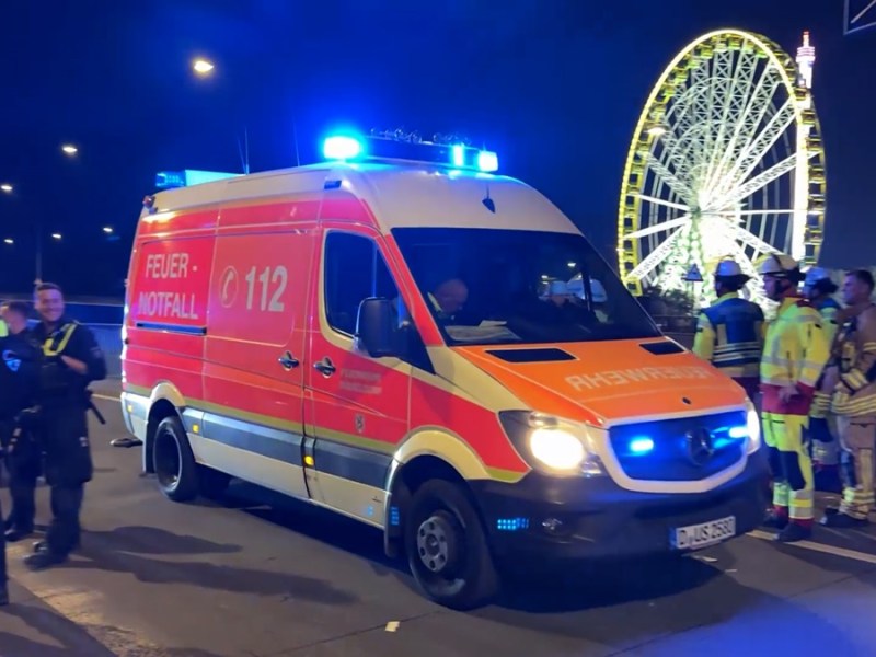 Schreie, Panik, Blut! Feuerwerk-Unglück auf der Rheinkirmes in Düsseldorf – 19 Verletzte, darunter Kinder