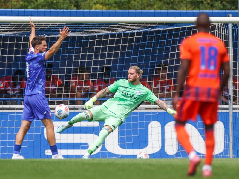 Schalke – Twente: Karius-feiert Comeback! Dabei sorgte DAS für Aufsehen