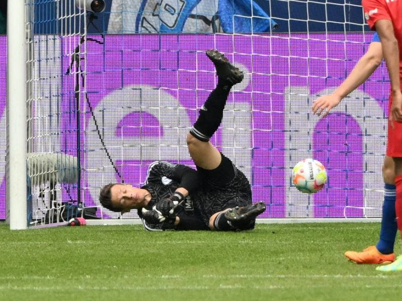 Beim FC Schalke floppte er: Jetzt steht ein Ex-S04-Torwart vor einer ungewissen Zukunft