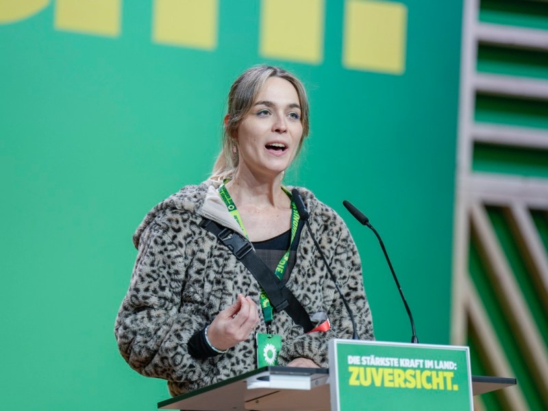 Streit um CSD: Trans Politikerin maßlos enttäuscht von Klöckner – „Nicht kampflos hinnehmen“