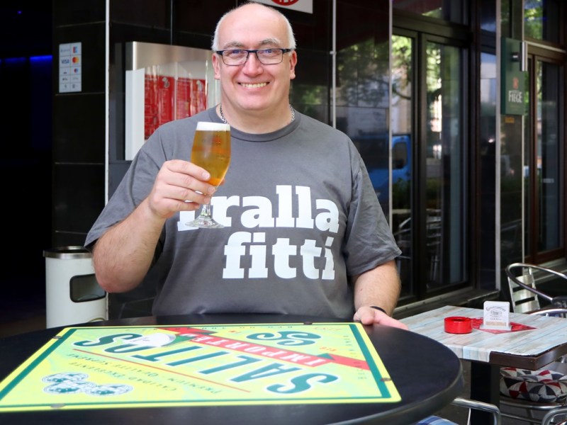 Kult-Kneipe unterstützt „Bochum Total“ mit Bier-Aktion – Besucher profitieren